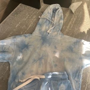 Katie J NYC Cloud Sweatsuit (Large Hoodie and Medium Sweats)